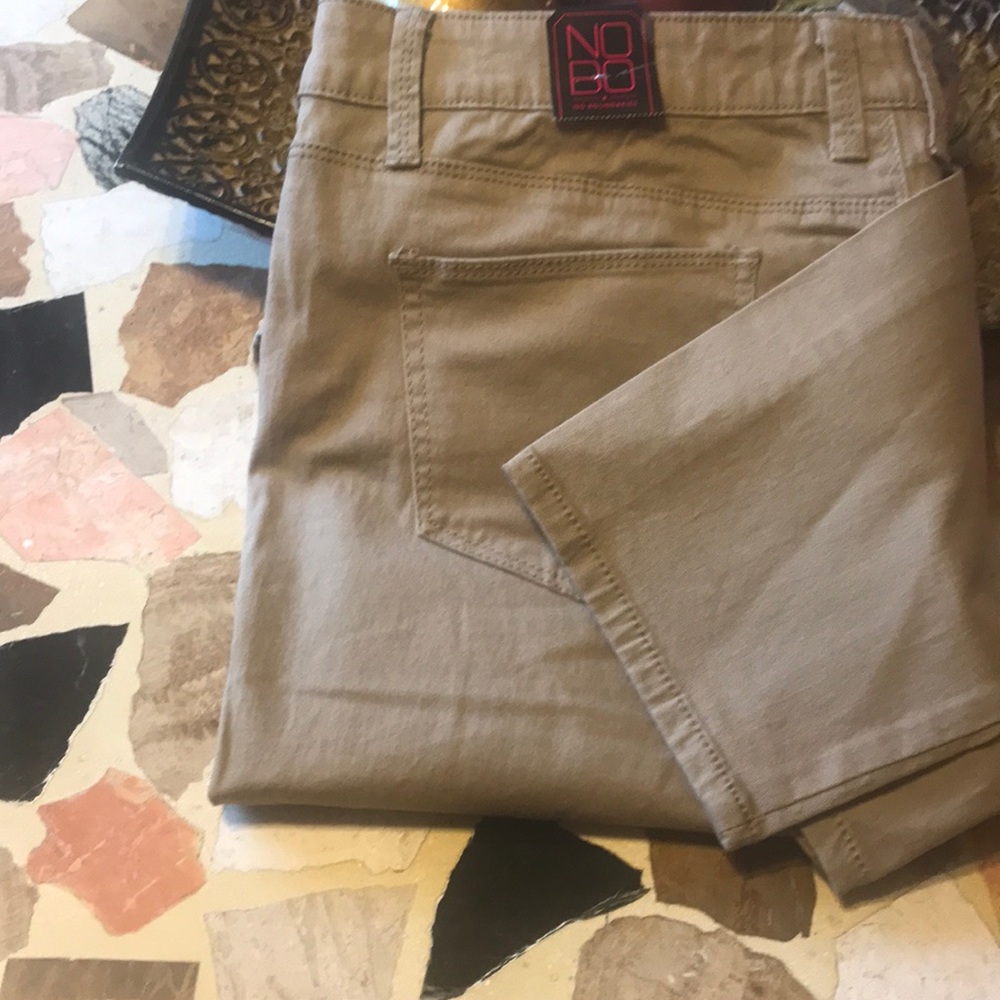 No Boundaries skinny pants